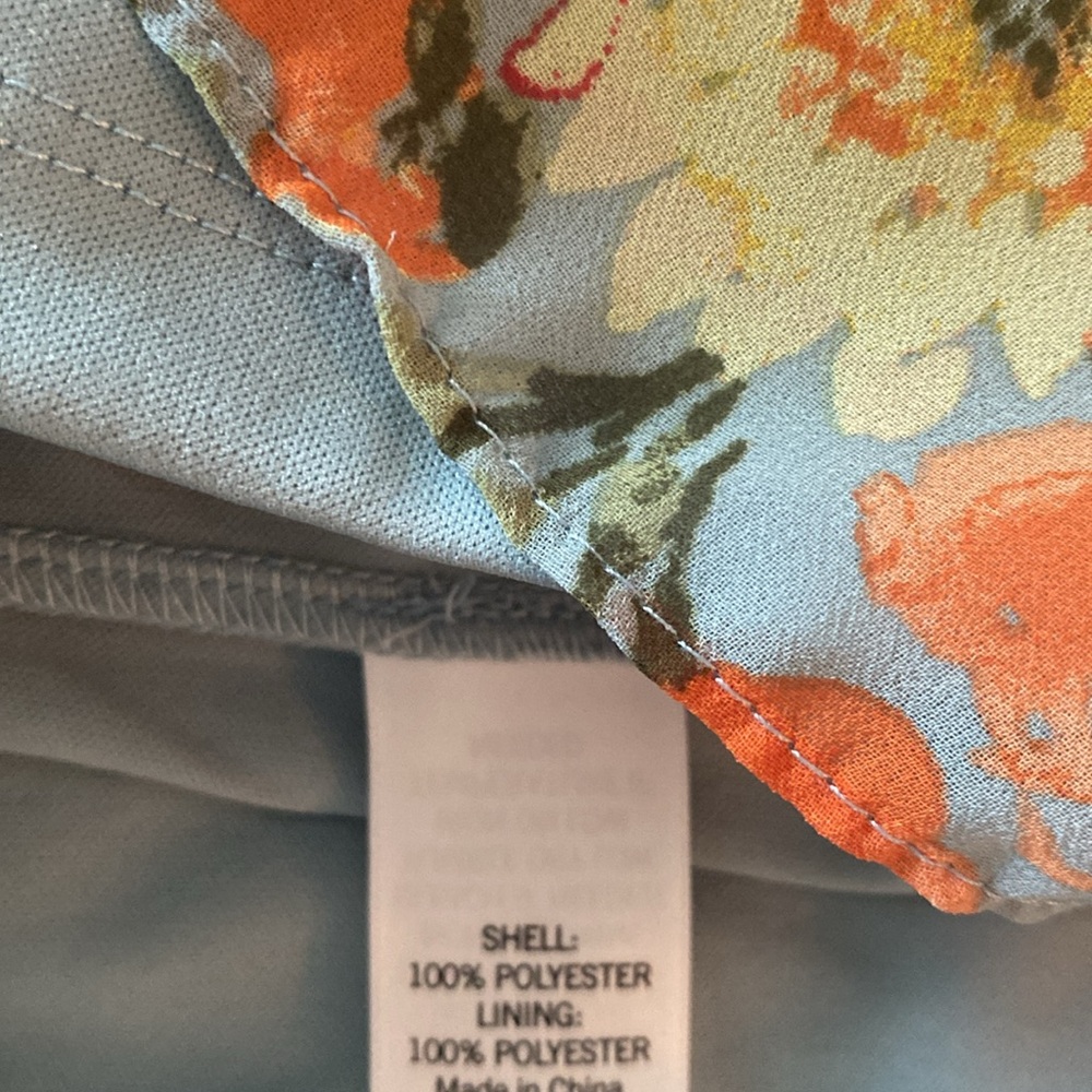 LC Lauren Conrad medium off shoulder floral dress - Picture 11 of 11